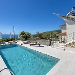 Prisunac - Private Luxury With Amazing Sea View 别墅 *